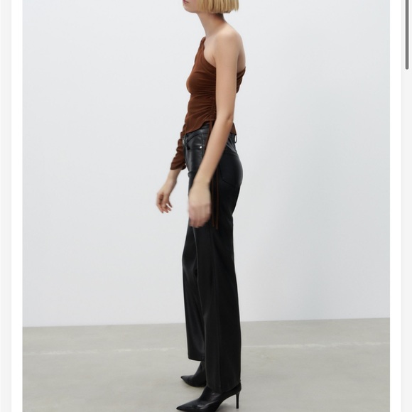 NWOT Zara Asymmetric Cut Out Top - Picture 5 of 7